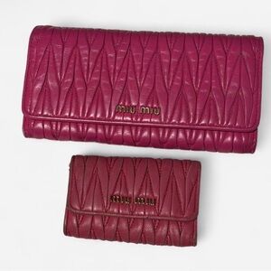 💗Miu Miu Mateless Nappa leather wallet and key holder